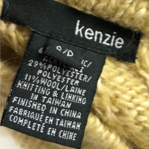 Kenzie golden crochet sweater - Picture 7 of 7